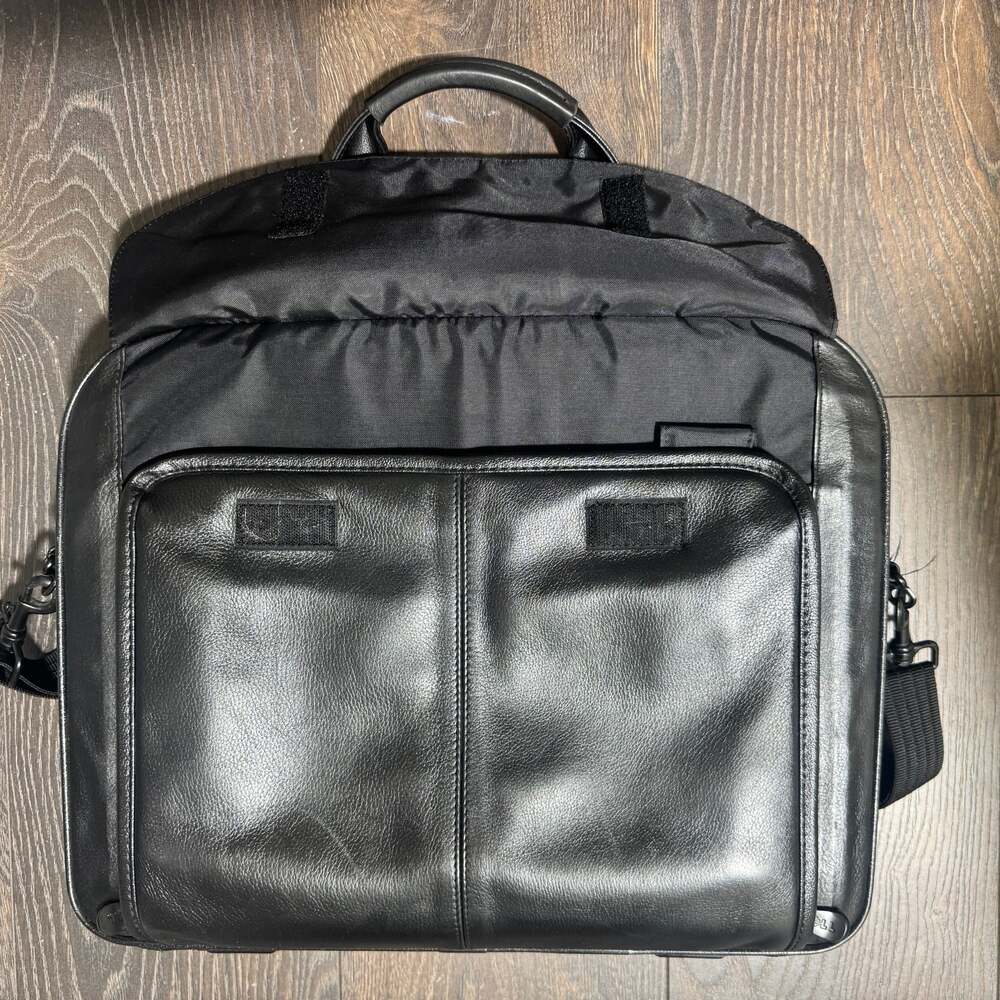 DELL Black Leather Executive Brief Case Laptop Travel Bag Office (17x13)